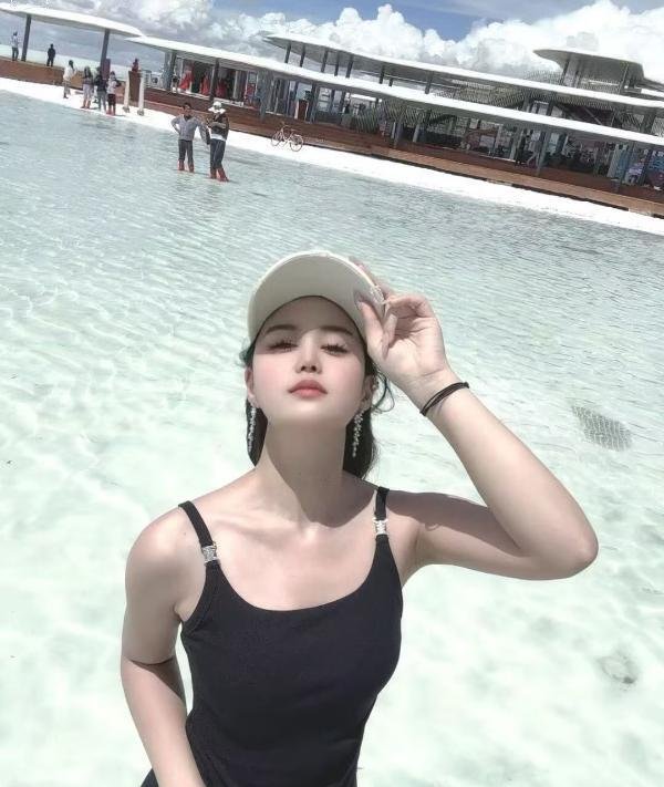 大连晚晚-69俱乐部