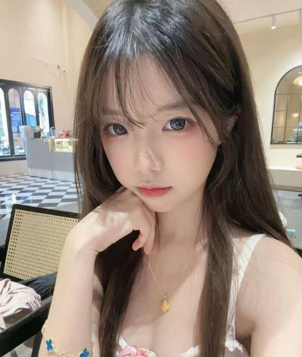 清纯可爱美少女-69俱乐部