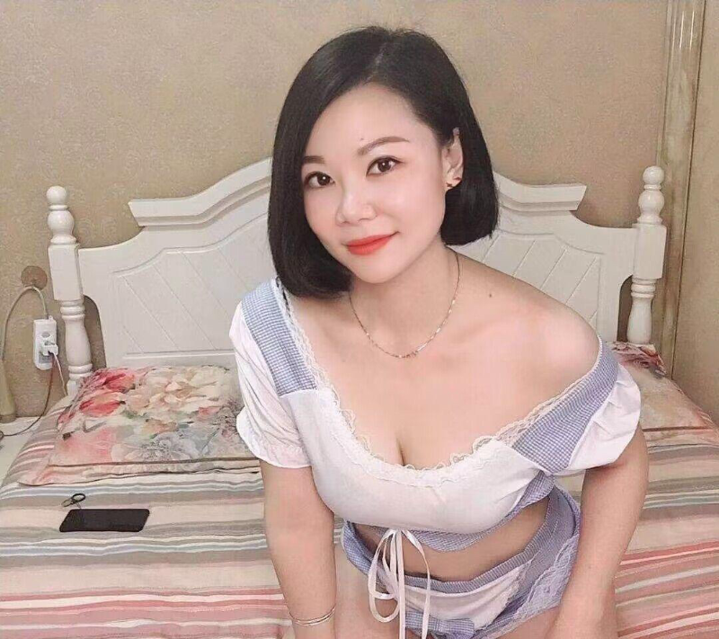 返食妩媚风韵熟女-69俱乐部