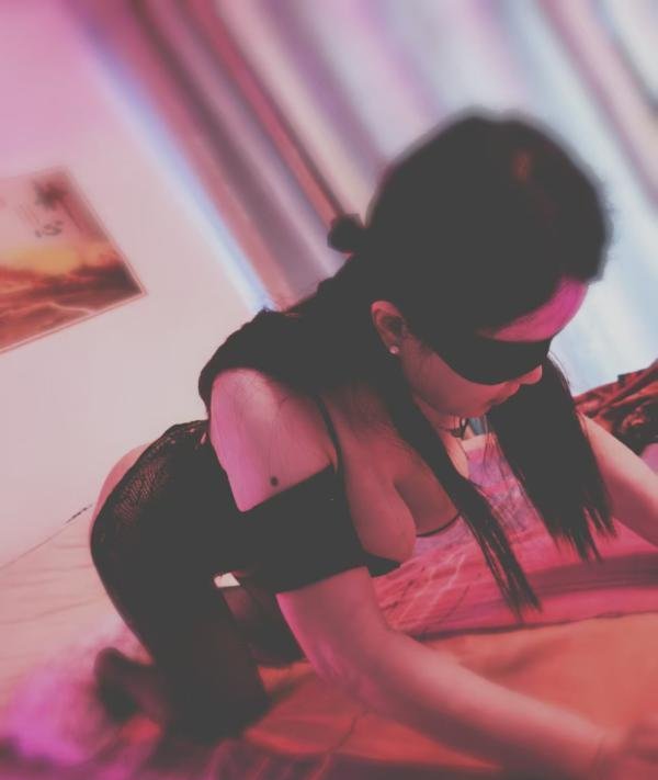 巨臀佳佳-69俱乐部