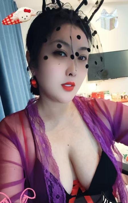 番禺美少妇黄咪-69俱乐部