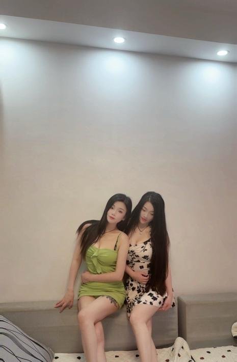 虎丘双飞长腿姐妹花-69俱乐部