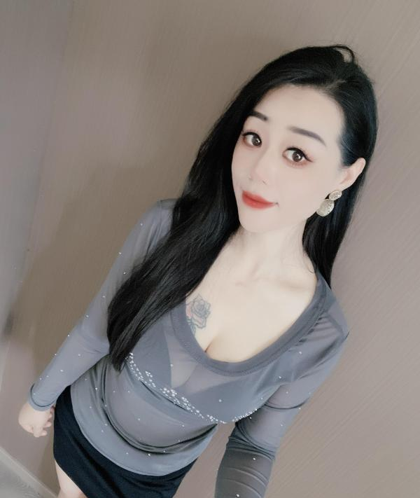 武侯大奶子可儿-69俱乐部