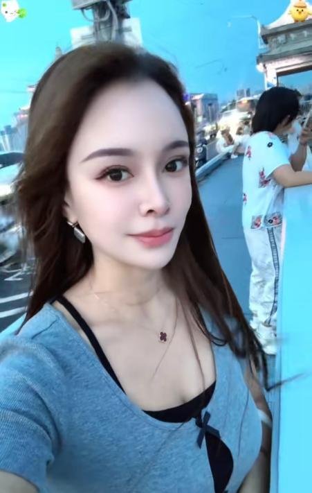 光谷御姐西宫-69俱乐部