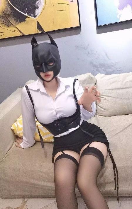 大胸肥臀风骚妹子-69俱乐部