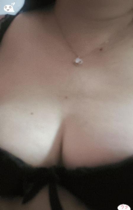 大F胸姐姐-69俱乐部