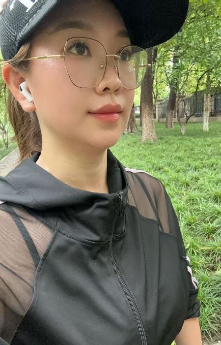 眼镜姐姐-69俱乐部