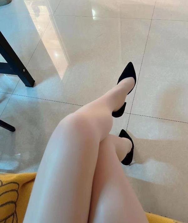 兼职无毛姐姐-69俱乐部