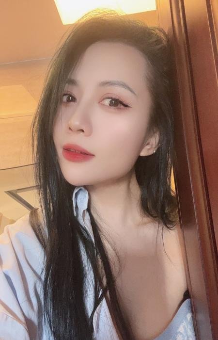 韵味轻熟女老师回归-69俱乐部