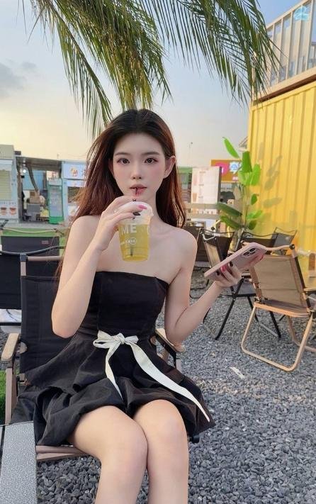 长腿肤白颜值嫩妹-69俱乐部