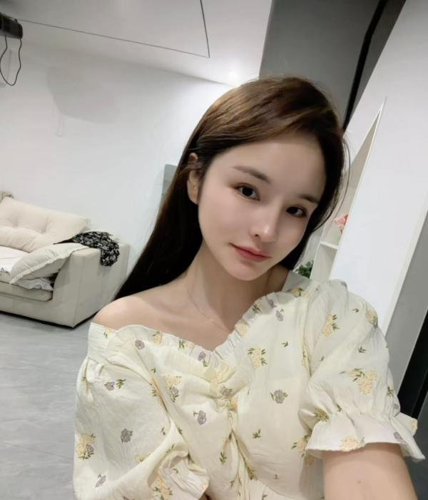 温柔可爱萱萱-69俱乐部