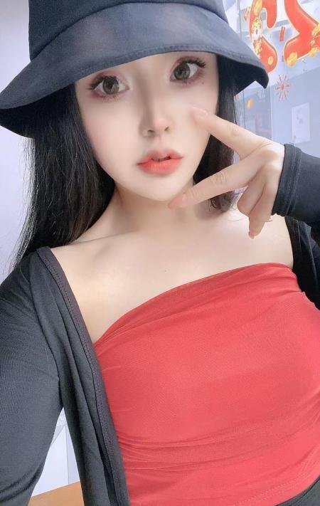 健身小女友菲儿-69俱乐部