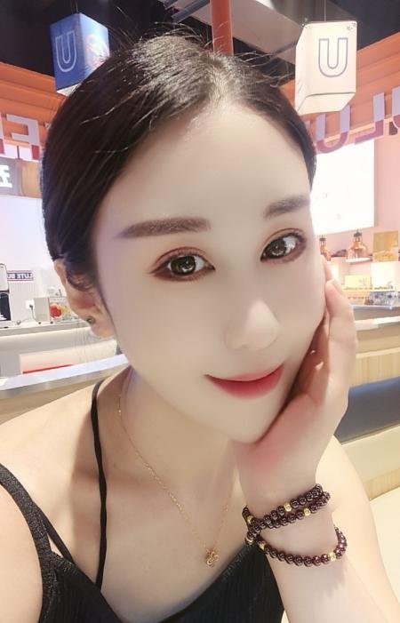 苏西回归 大长腿-69俱乐部