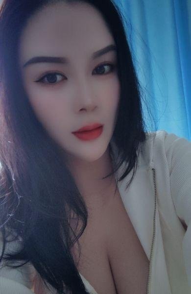 天然大胸美少妇陈琳-69俱乐部