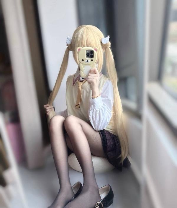 可cos白虎b吸吸酱-69俱乐部