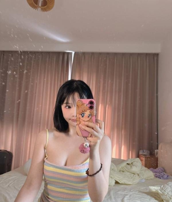 细腰翘臀粉嫩悠悠-69俱乐部