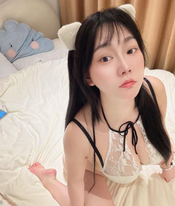 童颜巨乳潮喷反差宝-69俱乐部