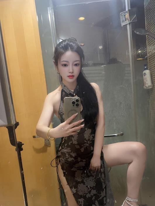 翘臀大奶柒柒-69俱乐部