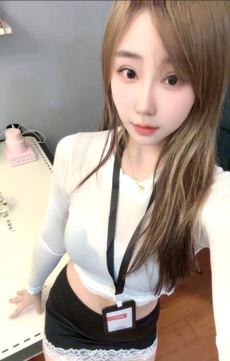 肤白颜值女友糖糖-69俱乐部