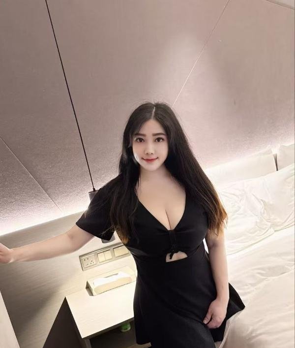 姑苏城外肥臀大美妞-69俱乐部