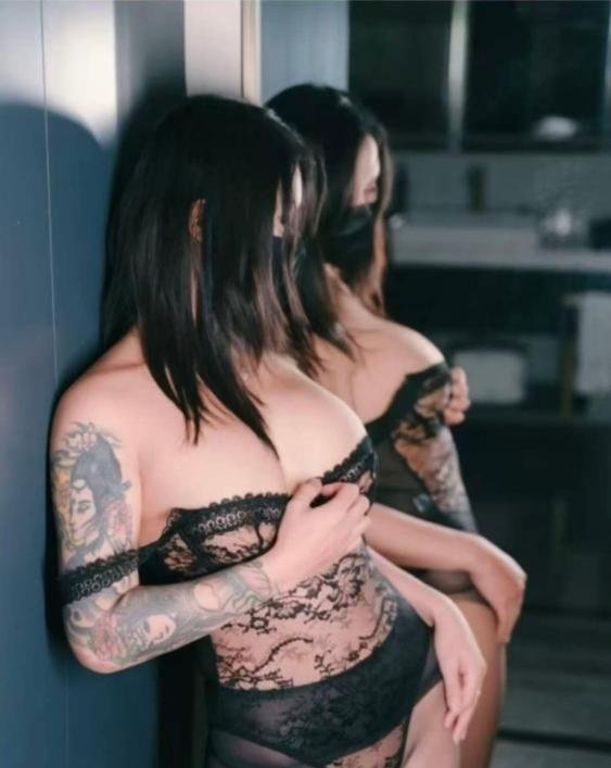 古镇御姐爆乳纹身厌厌-69俱乐部