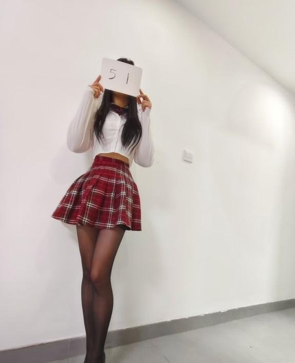 光谷芳芳-69俱乐部