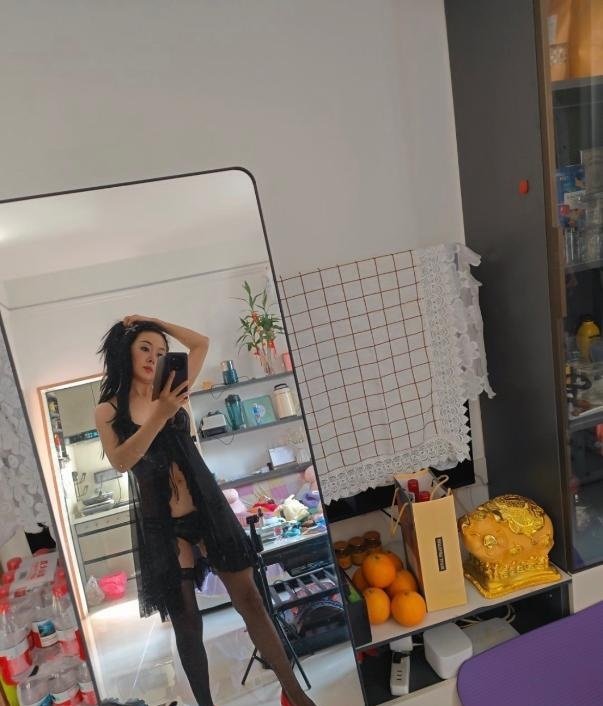 闷骚姐馨馨-69俱乐部