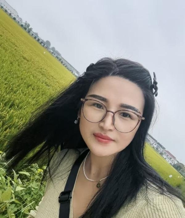 钟楼花店老板娘-69俱乐部