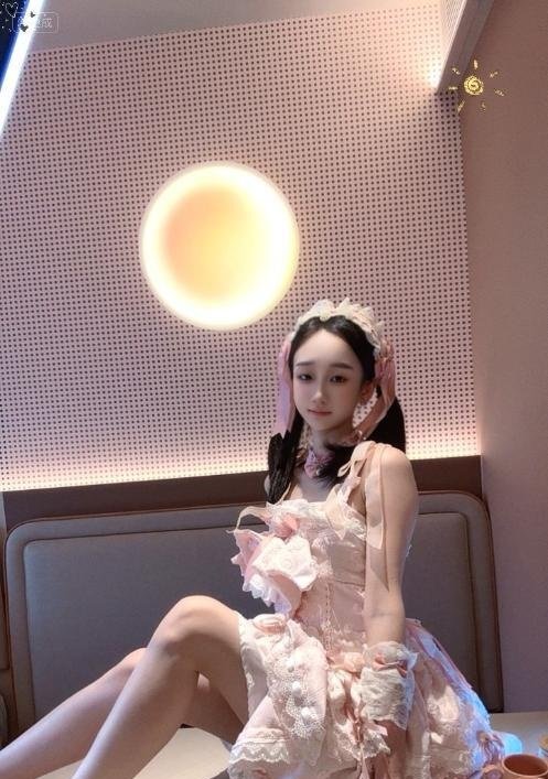 五堡双马尾小妖精-69俱乐部