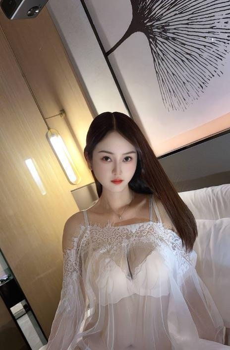 舌吻女神苗条可乐-69俱乐部