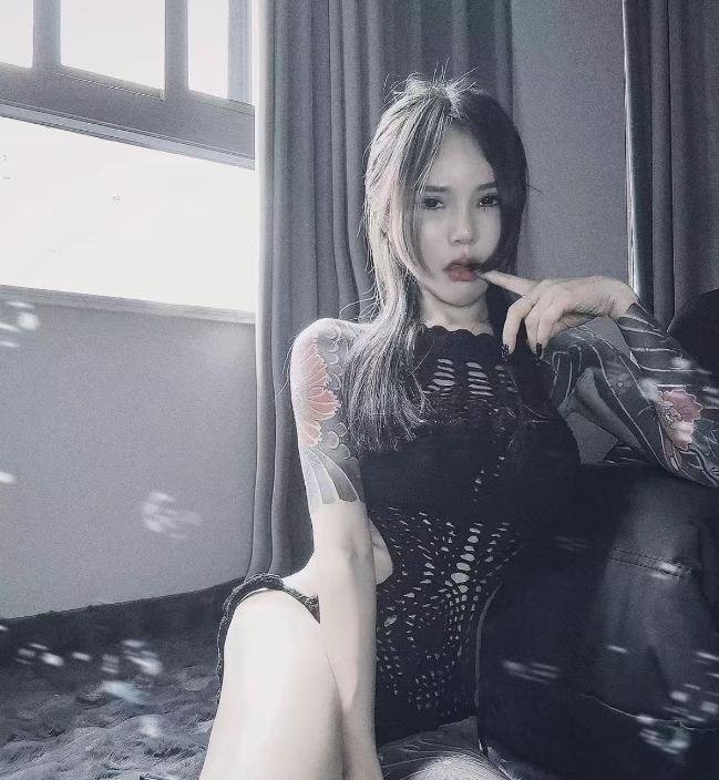 芜湖纹身骚猫猫-69俱乐部