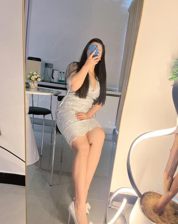 邻家姐姐小少妇-69俱乐部