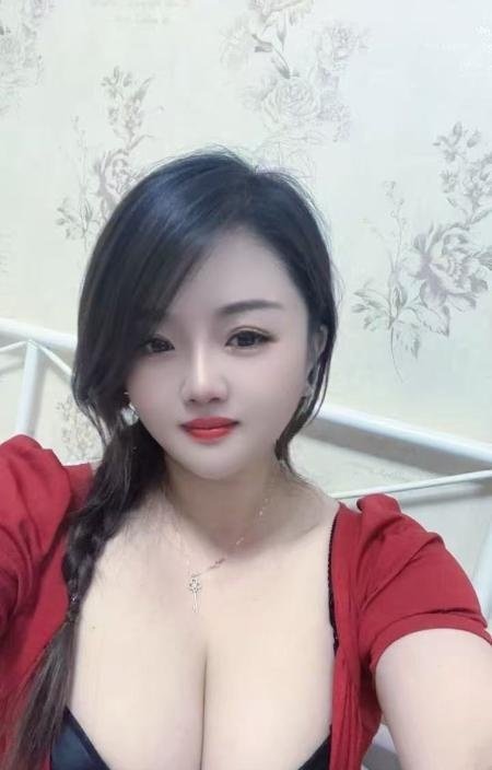 大胸温柔妹子-69俱乐部