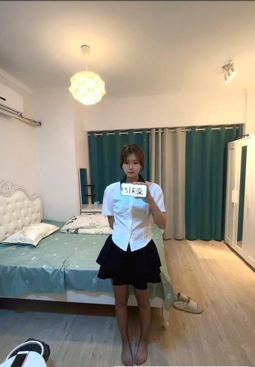 超清纯高颜值嫩妹-69俱乐部