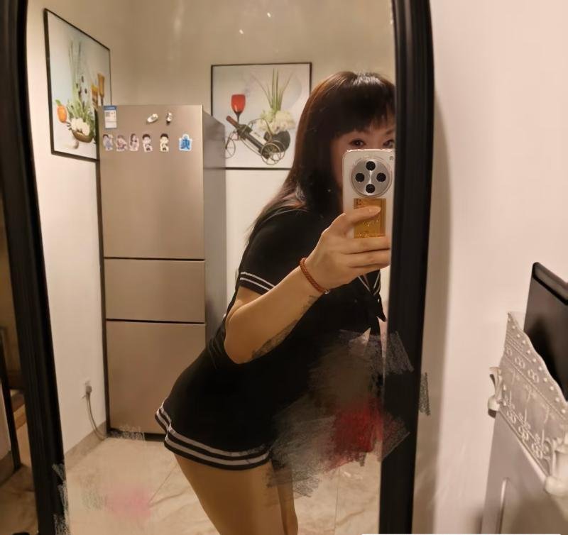 服务系熟女玲玲-69俱乐部